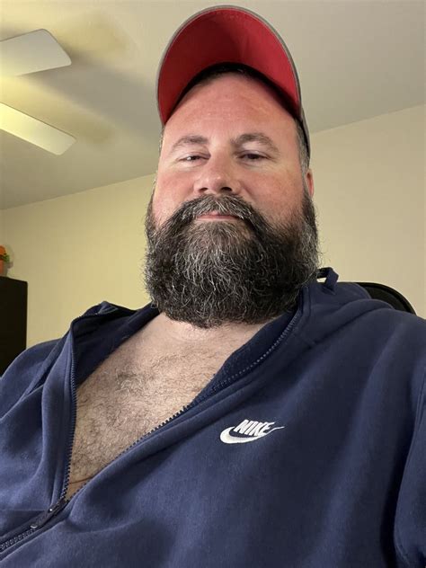 Trying to reconnect. . Chaturbate bear